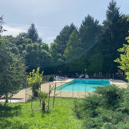 Πανσιόν La Bastide D'albignac Le Dourn